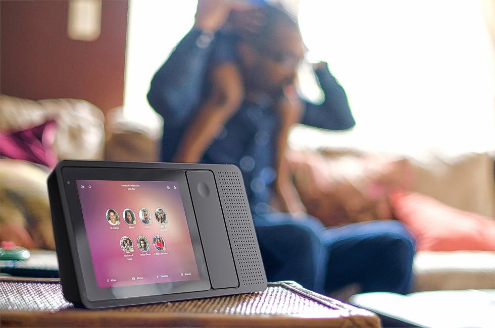 Ily is a Wi-Fi-enabled device made specifically for video and voice calls, text messaging, sharing photos and even playing music. (Photo courtesy Insensi/TNS) - Handout | Insensi