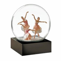 SCORE Stories: Windsor Artists Shake Up Snow Globe Industry