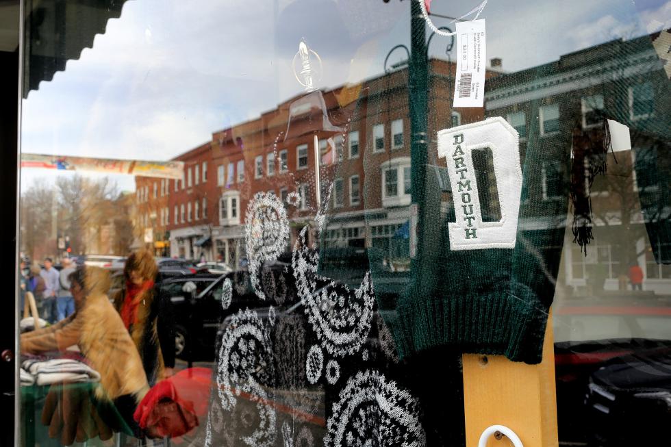 Traditionally Trendy sidewalk shoppers are reflected in the storefront window on Main Street in Hanover, N.H., on November 27, 2015. (Valley News - Geoff Hansen) <p><i>Copyright © Valley News. May not be reprinted or used online without permission. Send requests to permission@vnews.com.</i></p> - Geoff Hansen | Valley News