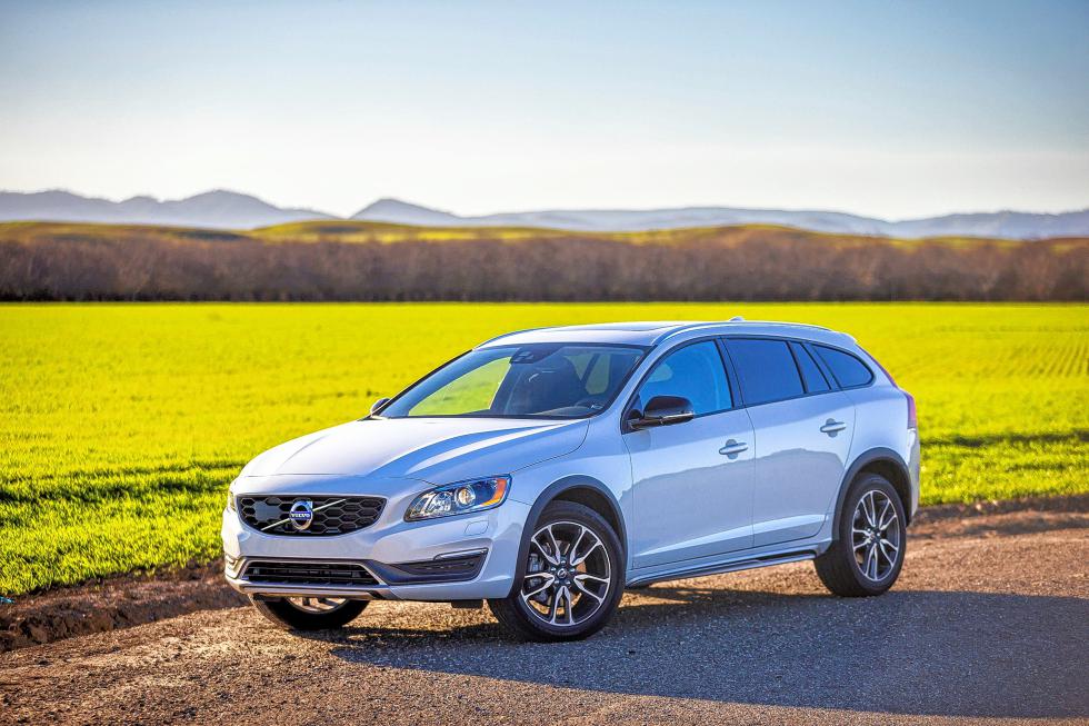 The 2016 Volvo S60 Cross Country is a turbocharged wagon straddling the dimensions between crossover and sedan. (Photo courtesy Volvo/TNS) - Volvo | Chicago Tribune