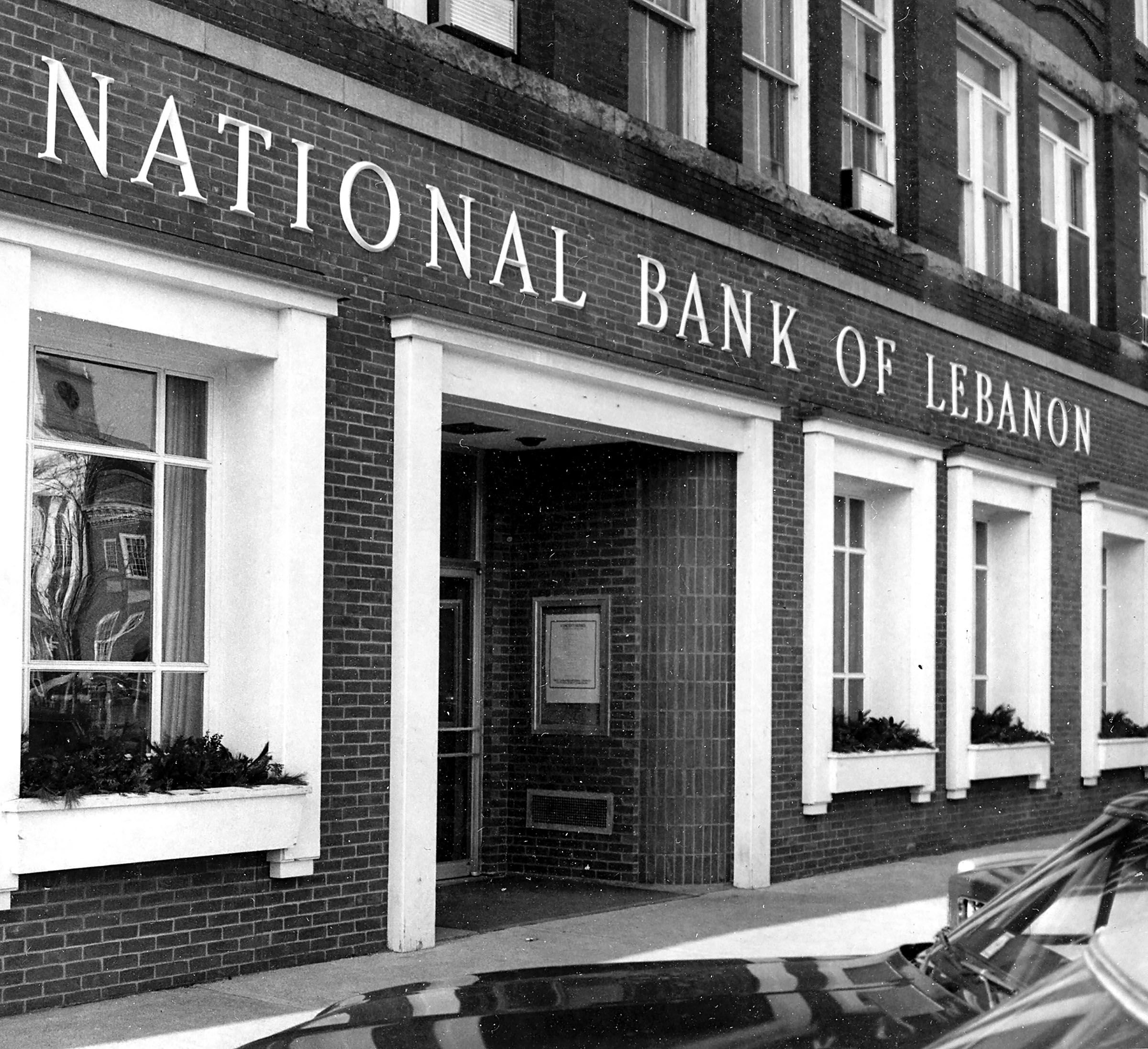 National Bank of Lebanon near the Lebanon Mall in late 1975. Citizens Bank is in the location in 2018. (Valley News photograph) Copyright Valley News. May not be reprinted or used online without permission. Send requests to permission@vnews.com.