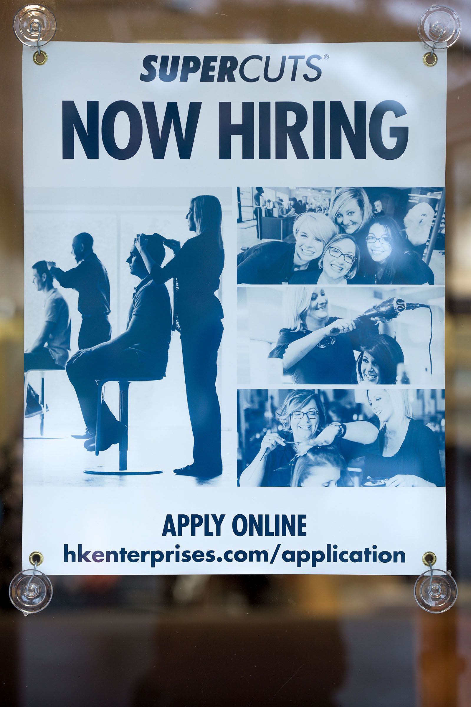 Now hiring. West Lebanon, N.H., October 1, 2018. (Valley News - James M. Patterson) Copyright Valley News. May not be reprinted or used online without permission. Send requests to permission@vnews.com.